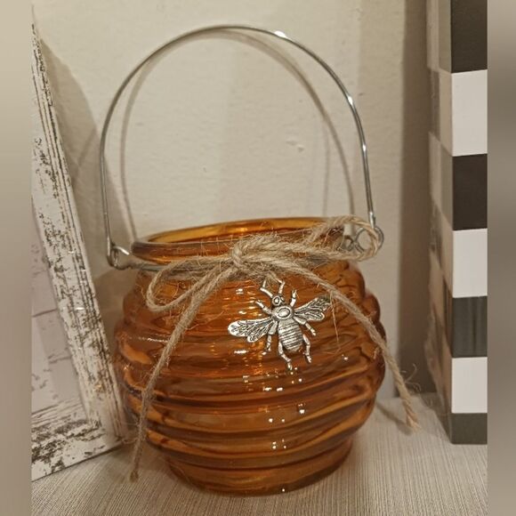 3 for 26 - Brand NWT 3 Piece Gnome & Bee Themed Home Decor Signs Bee Blessed - Picture 5 of 6